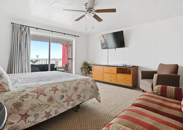 2 Bed1 Bath On The Boardwalk By The Inlet Holiday home Ocean City