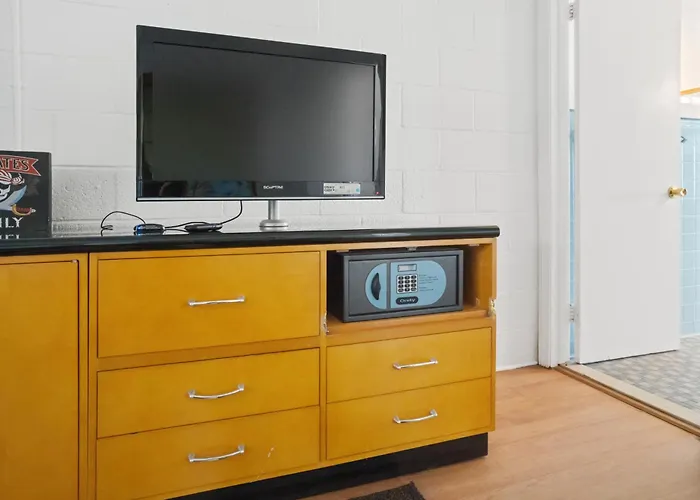 2 Bed1 Bath On The Boardwalk By The Inlet Ocean City